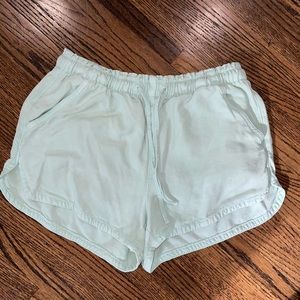 American eagle women’s shorts